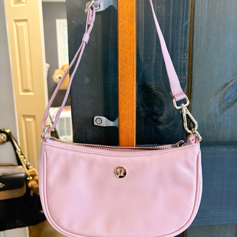 lululemon athletica Light Pink Crossbody Shoulder Bag